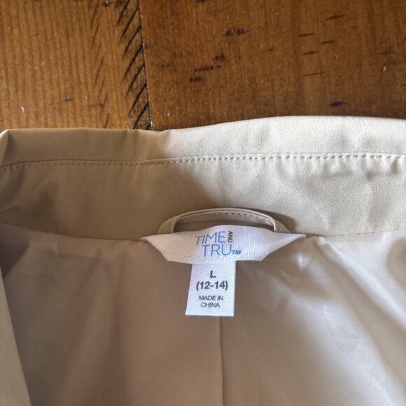 Time And Tru Women’s Beige Women’s Trench Coat Sz Large - Picture 4 of 7